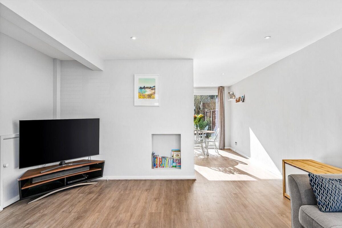 Brookside, Hertford, SG13
