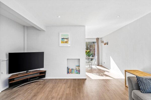 Brookside, Hertford, SG13