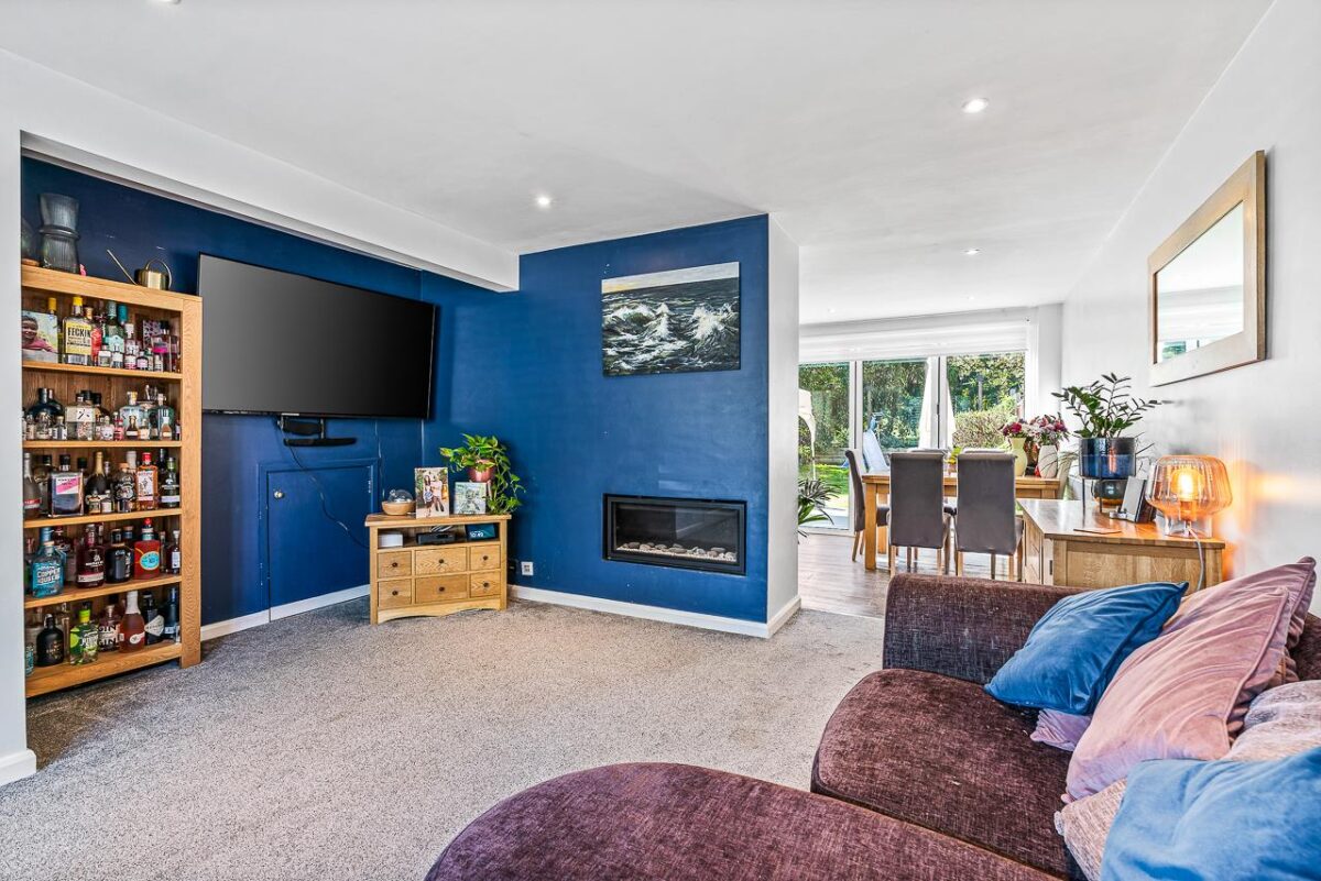 Brookside, Hertford, SG13