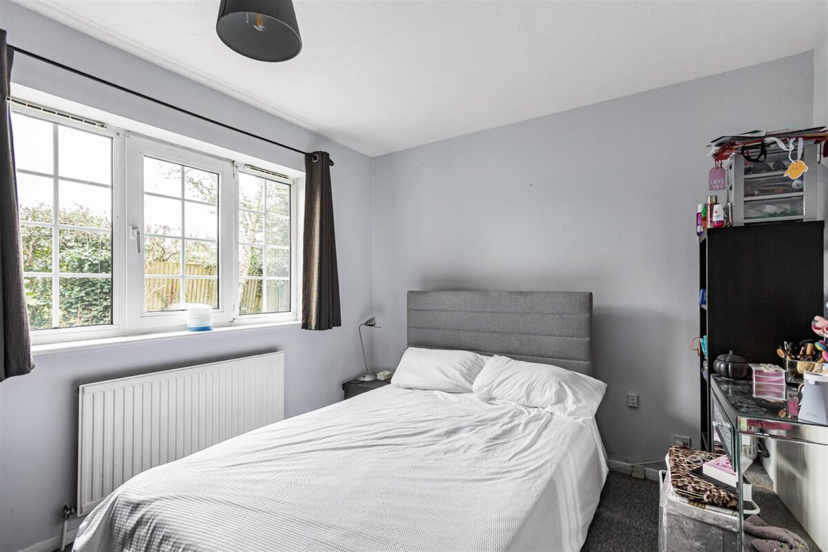 Halleys Ridge, Hertford, SG14