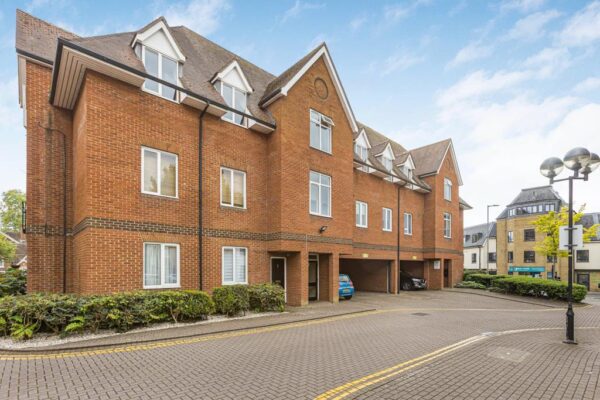 Bluecoat Court, Hertford