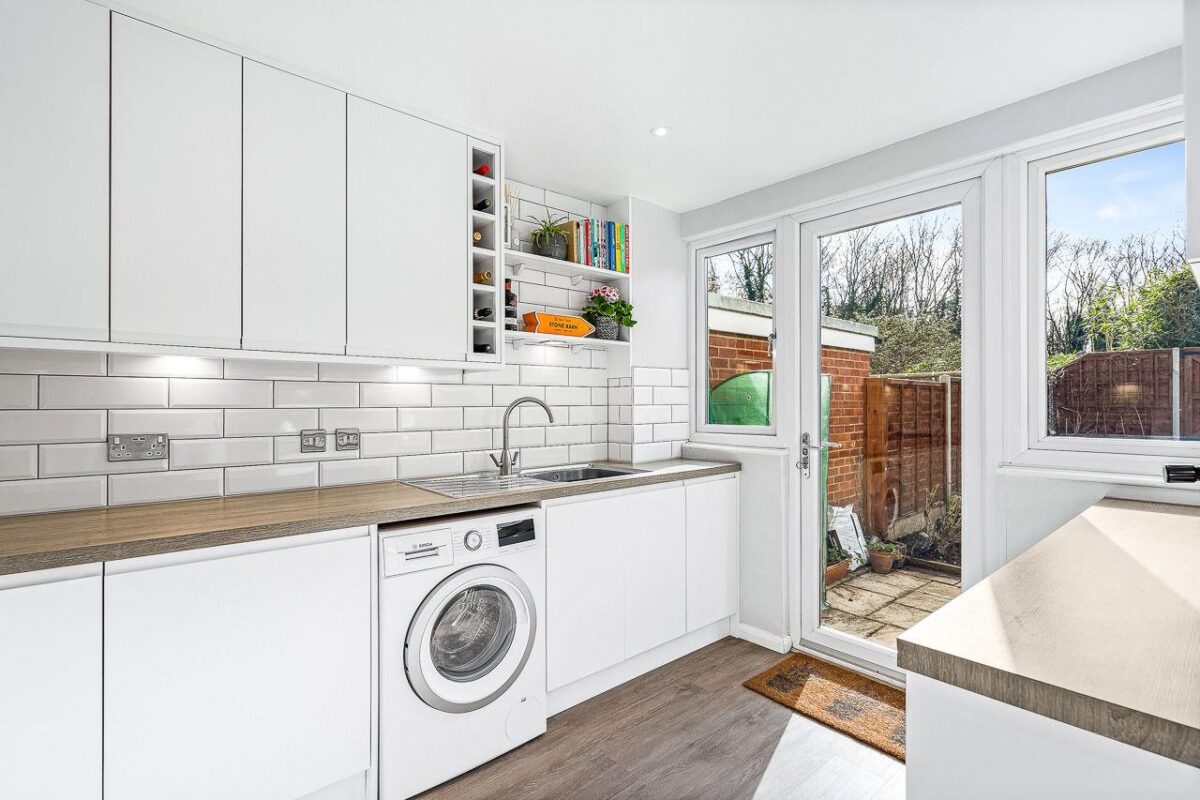 Brookside, Hertford, SG13