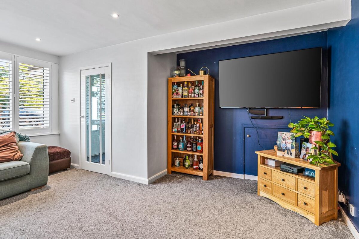 Brookside, Hertford, SG13