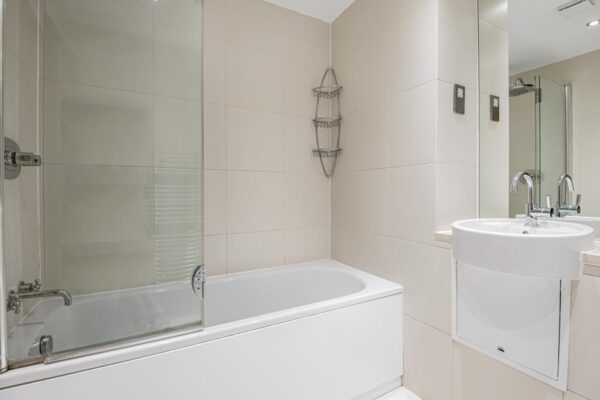 Kingfisher Close, Broxbourne