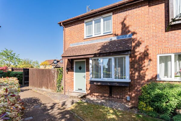 Halleys Ridge, Hertford