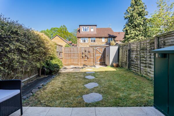 Halleys Ridge, Hertford