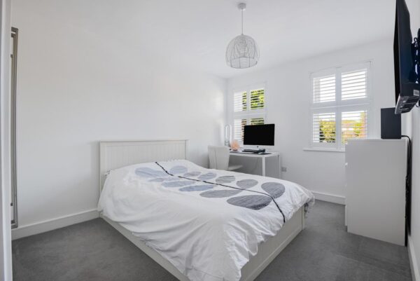 Kingfisher Close, Broxbourne