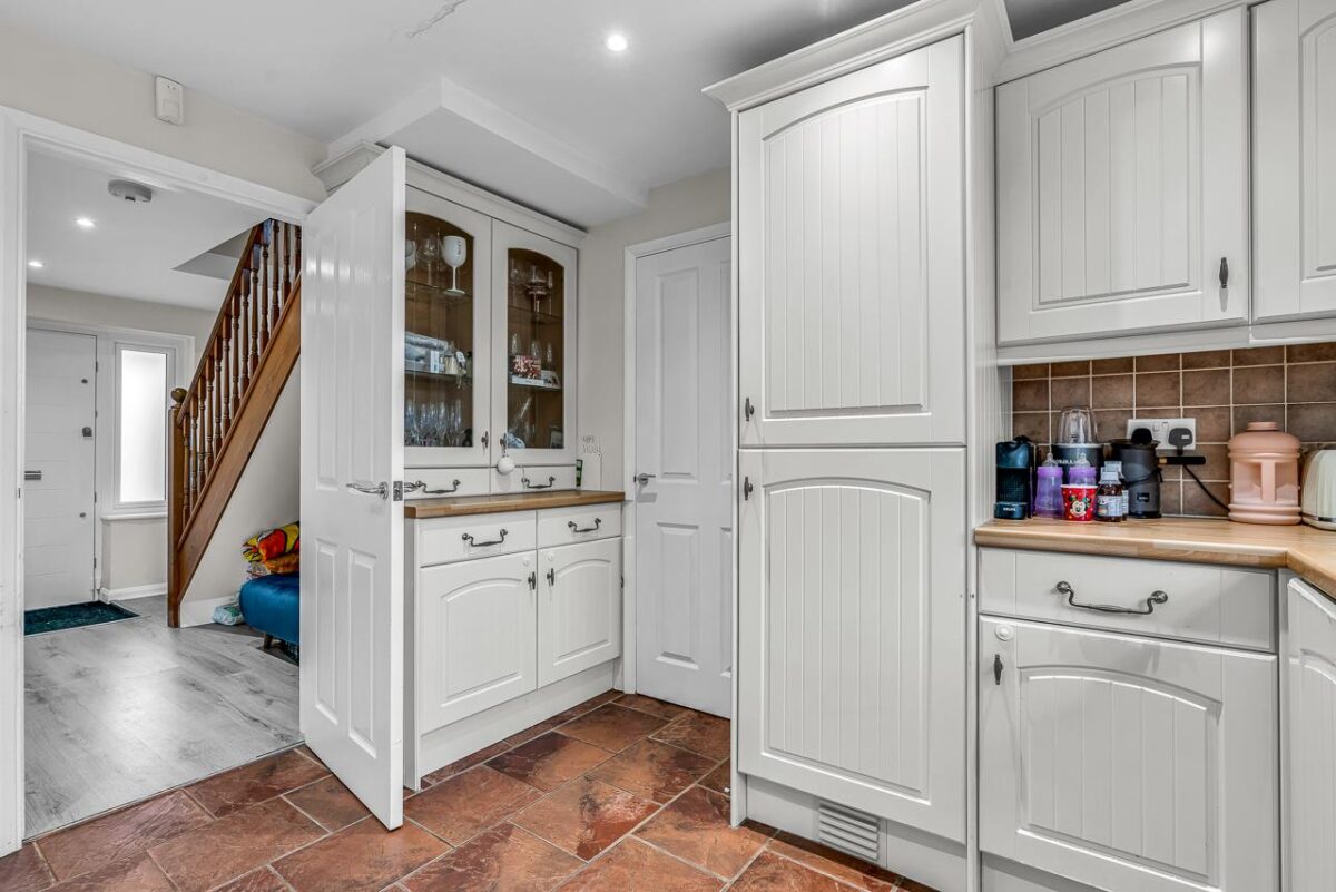 Priors Close, Hertford Heath, Hertford