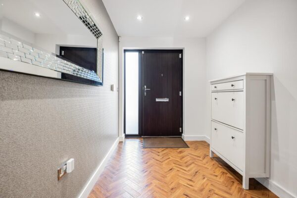Kingfisher Close, Broxbourne