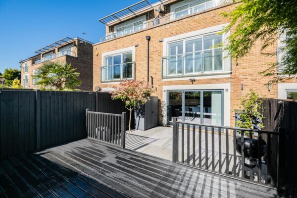 Kingfisher Close, Broxbourne