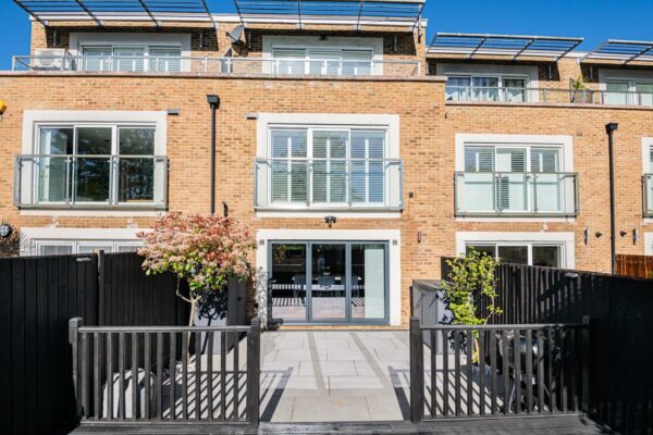 Kingfisher Close, Broxbourne