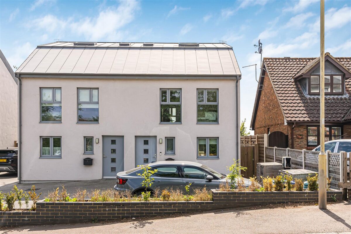 Watton Road, Ware, SG12