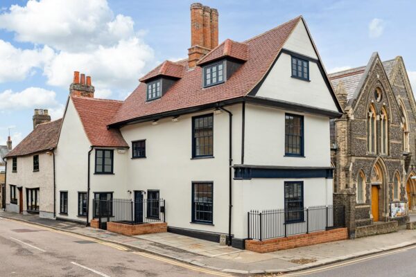 Cowbridge, Hertford, SG14