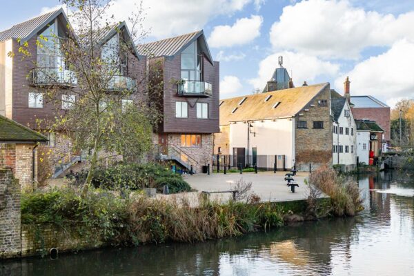 Maidenhead Street, Hertford, SG14