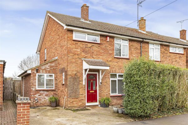 Turners Close, Bramfield, SG14