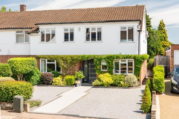 Fordwich Rise, Hertford, SG14
