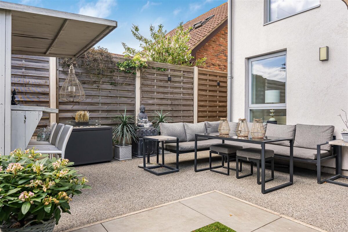 Watton Road, Ware, SG12