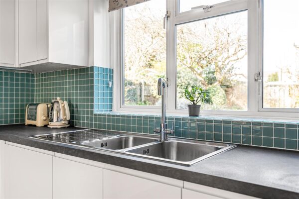 Rivershill, Watton At Stone, SG14