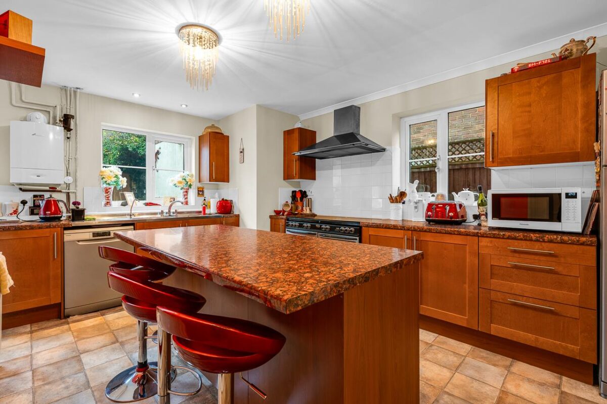 Portland Place, Hertford Heath, SG13