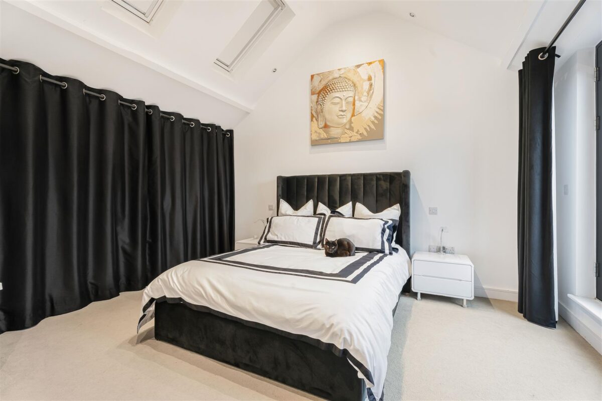 Watton Road, Ware, SG12