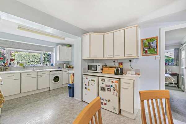 Valley Close, Hertford, SG13