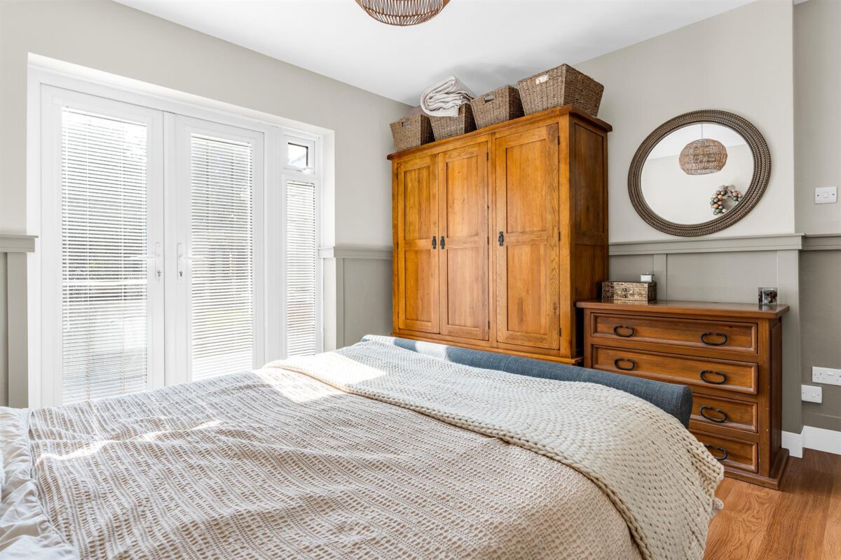 Bengeo Street, Hertford, SG14
