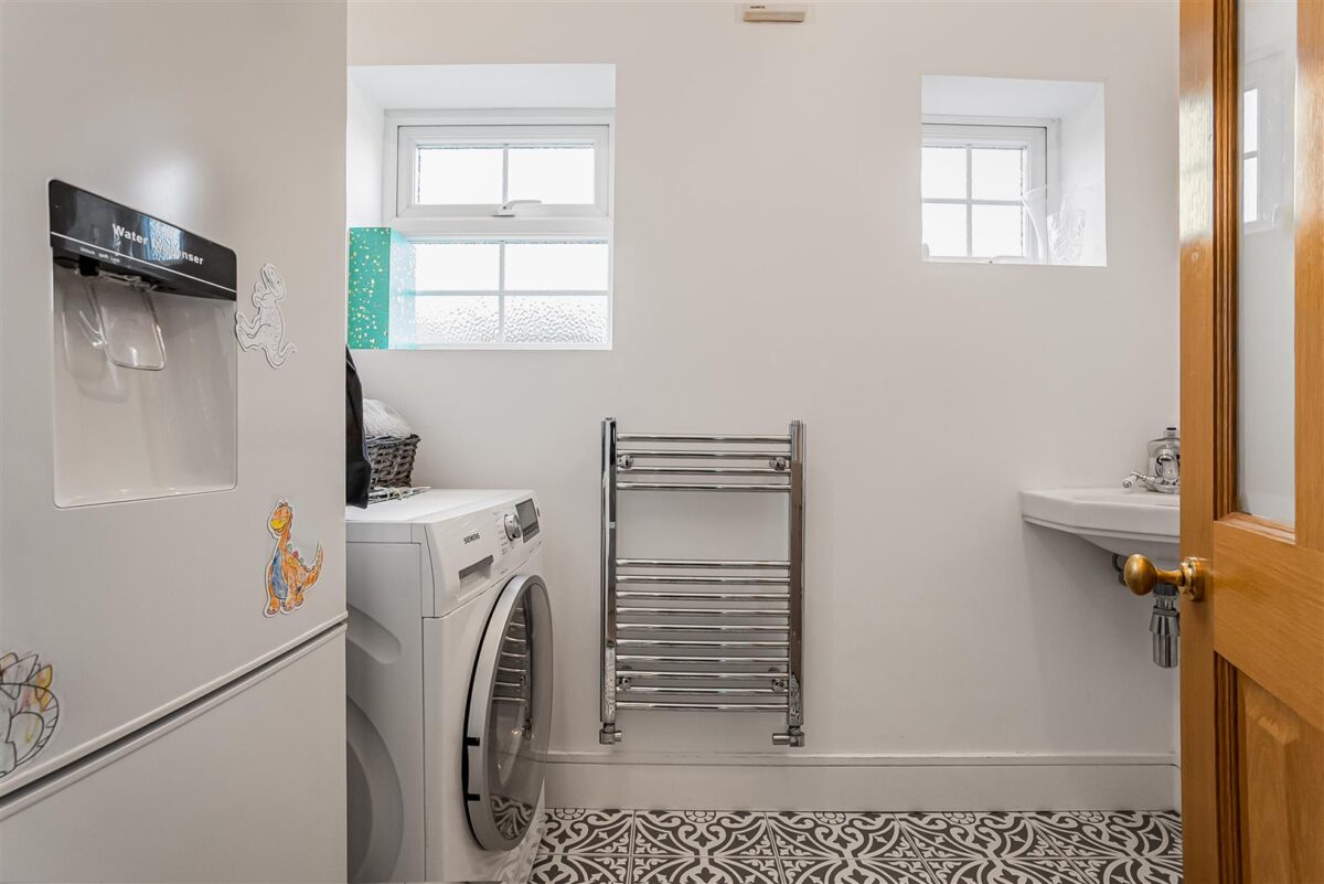Watton Road, Ware, SG12