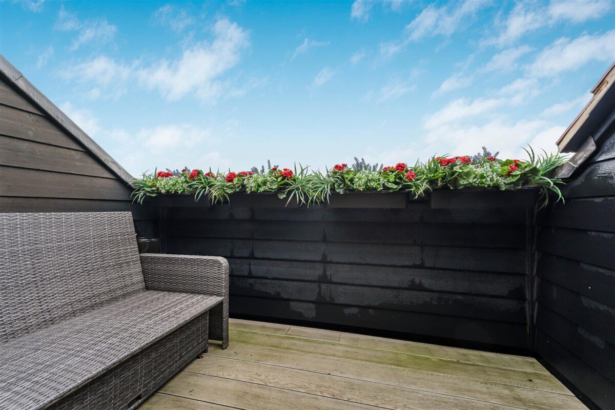 Watton Road, Ware, SG12