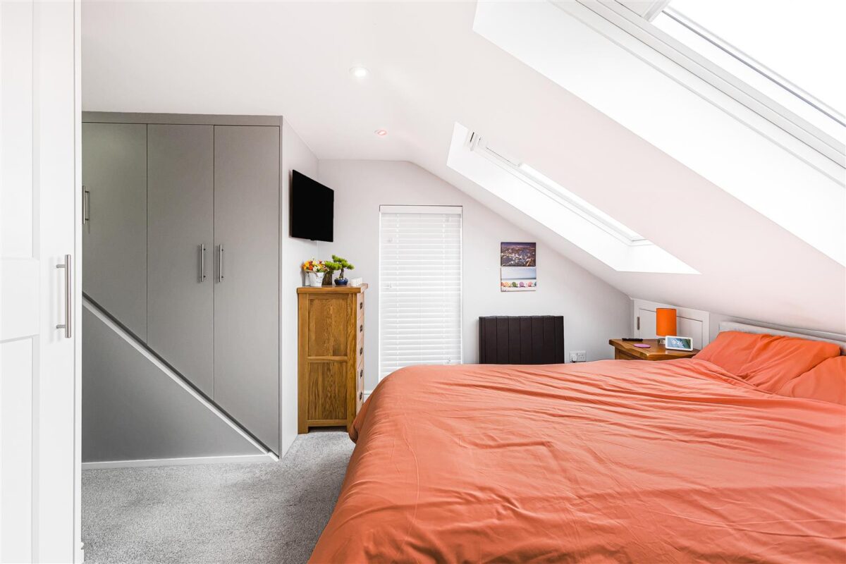 Musley Hill, Ware, SG12