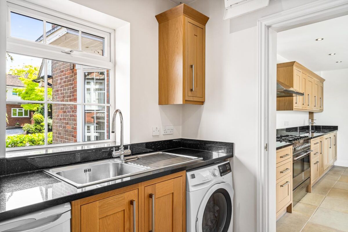 Myddleton Road, Ware, SG12