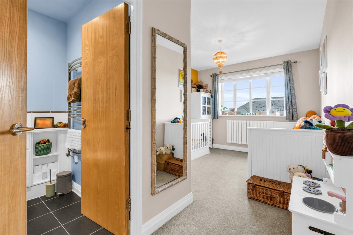 Newland Gardens, Hertford, SG13