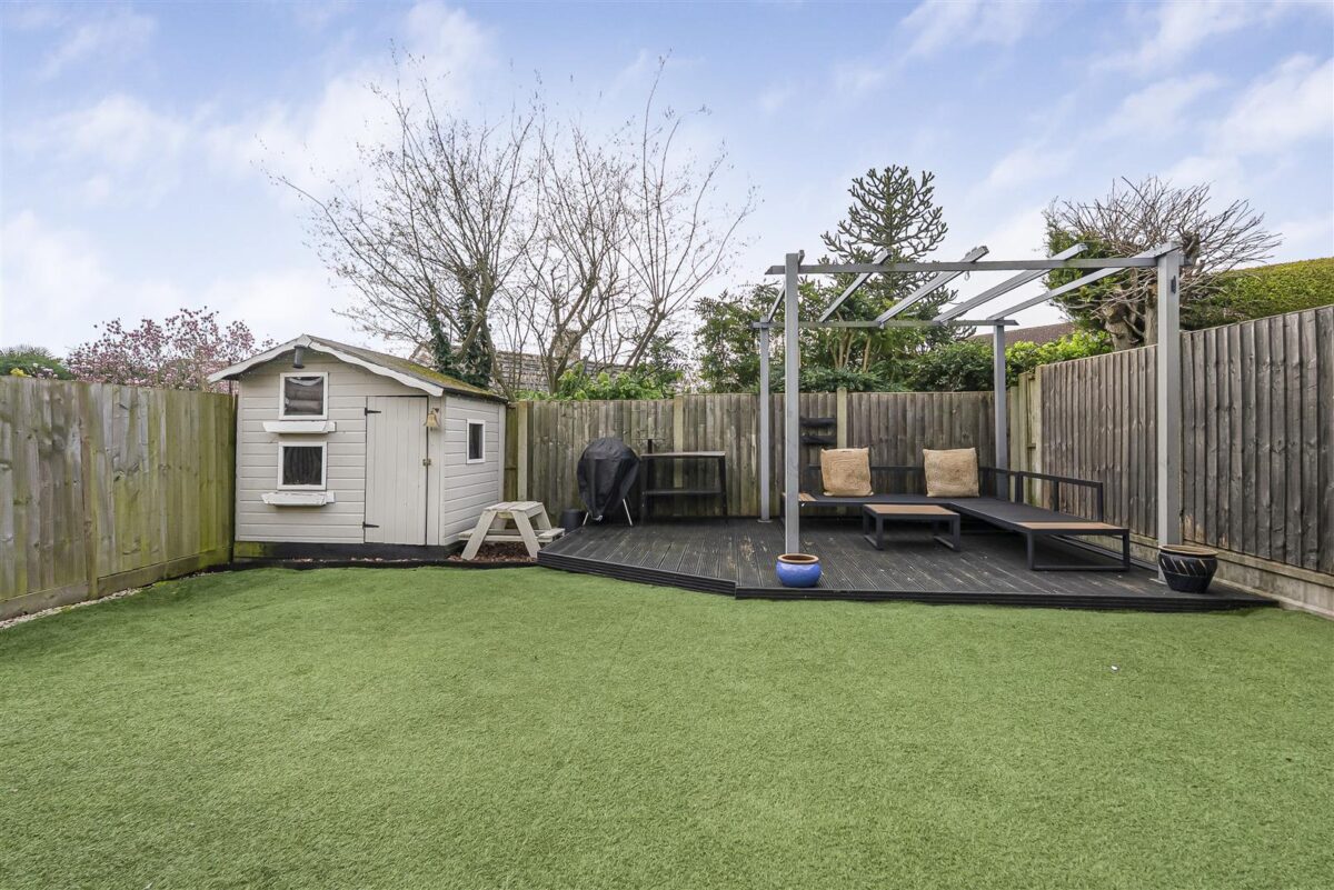 Watton Road, Ware, SG12