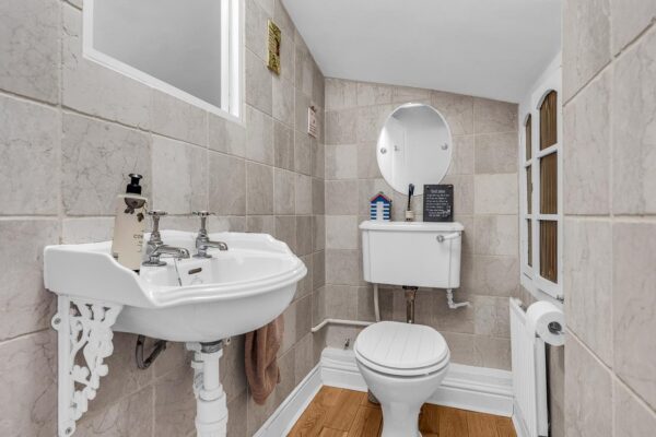 Great Amwell, Ware, SG12