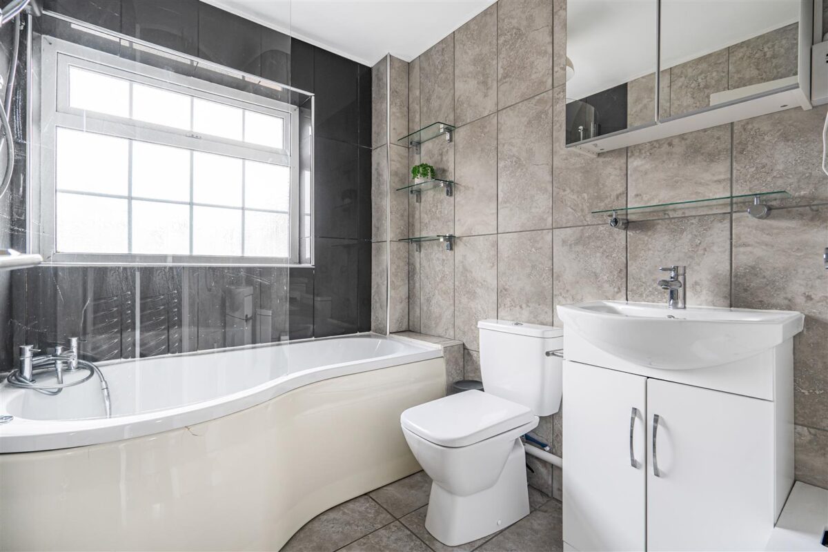 Heathgate, Hertford Heath, SG13