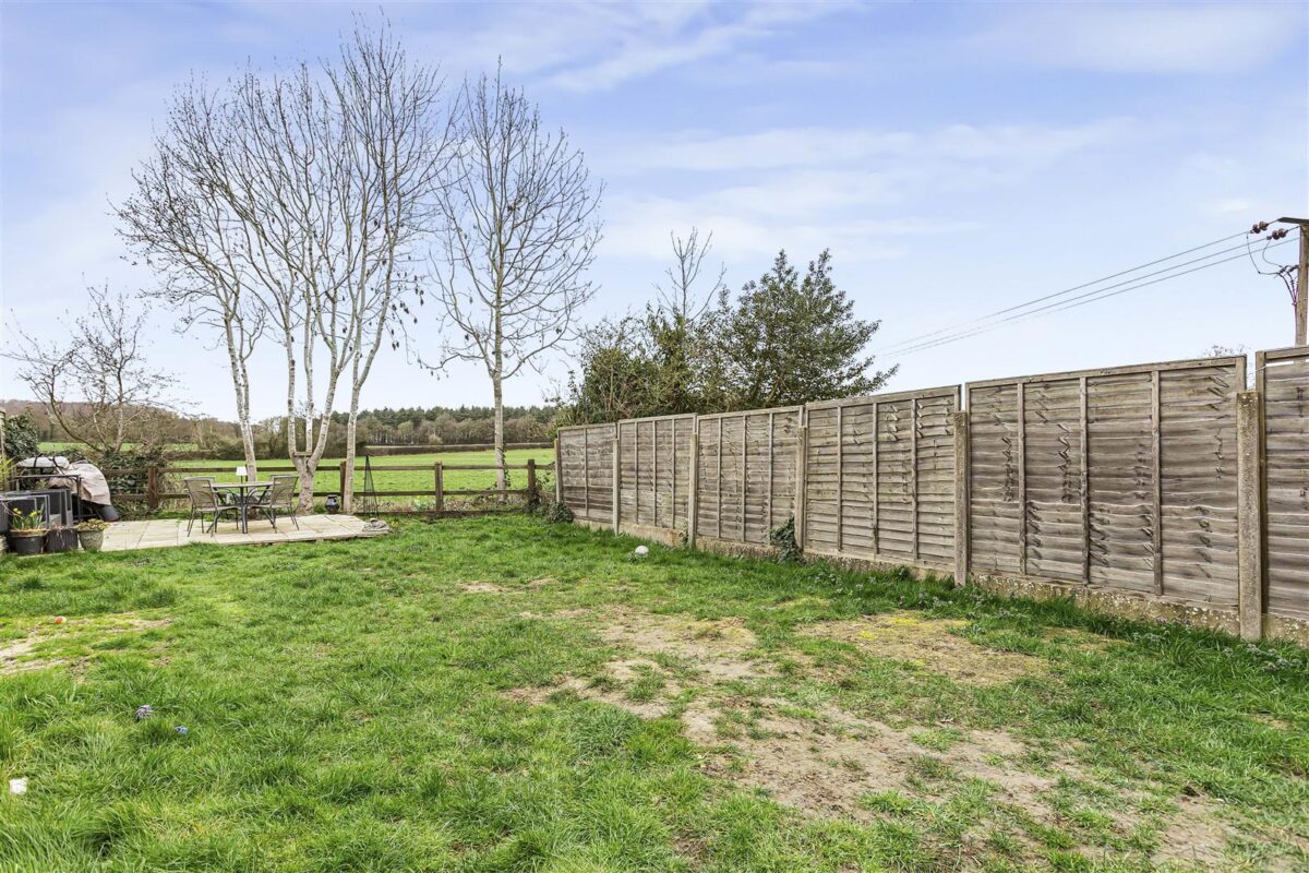 Turners Close, Bramfield, SG14