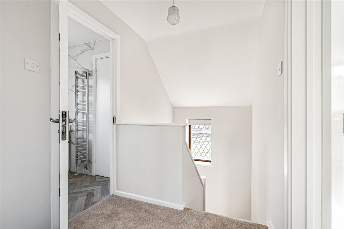 Rivershill, Watton At Stone, SG14