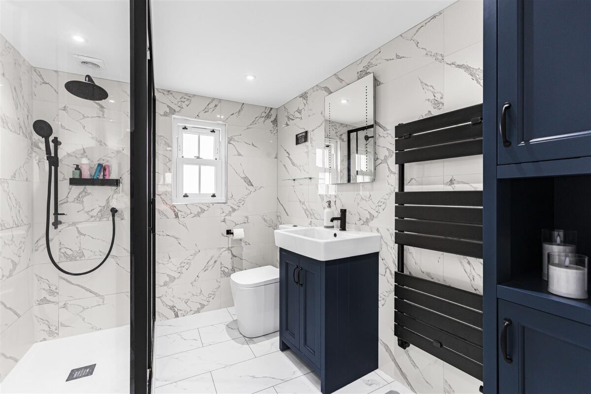 Musley Hill, Ware, SG12