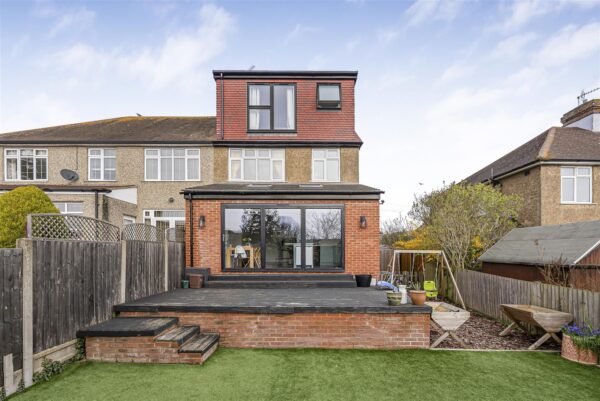 Watton Road, Ware, SG12