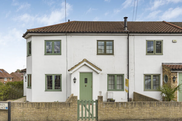 Warren Terrace, Hertford, SG14