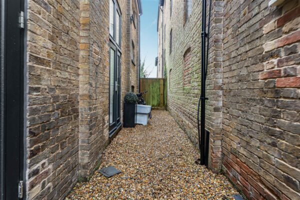 Watton Road, Ware, SG12