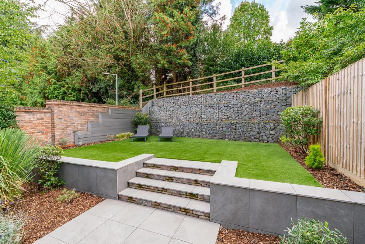 White Horse Close, Hertingfordbury, SG14