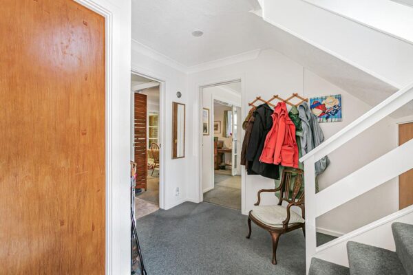 Valley Close, Hertford, SG13