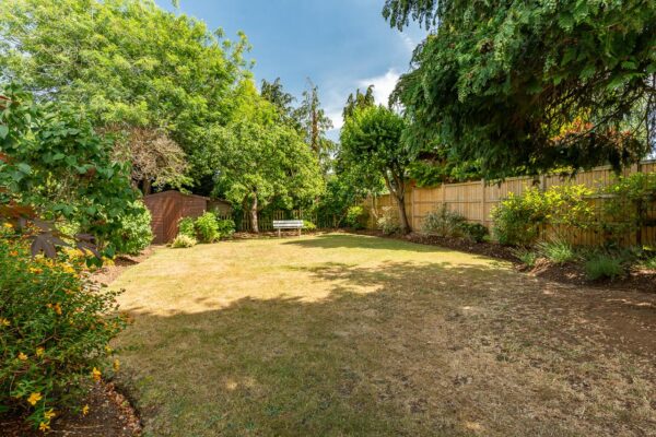 Fordwich Rise, Hertford, SG14