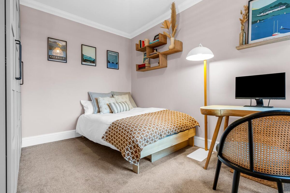 Garland Road, Ware, SG12