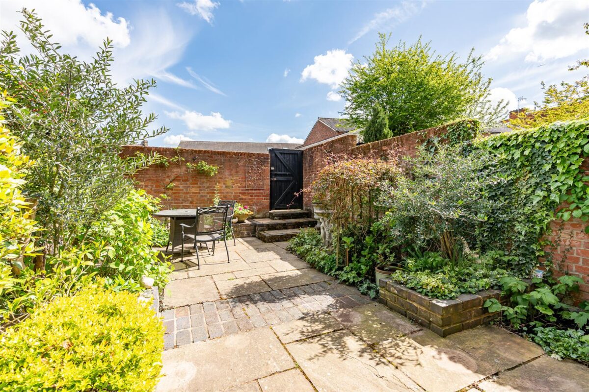 Brewhouse Lane, Hertford, SG14