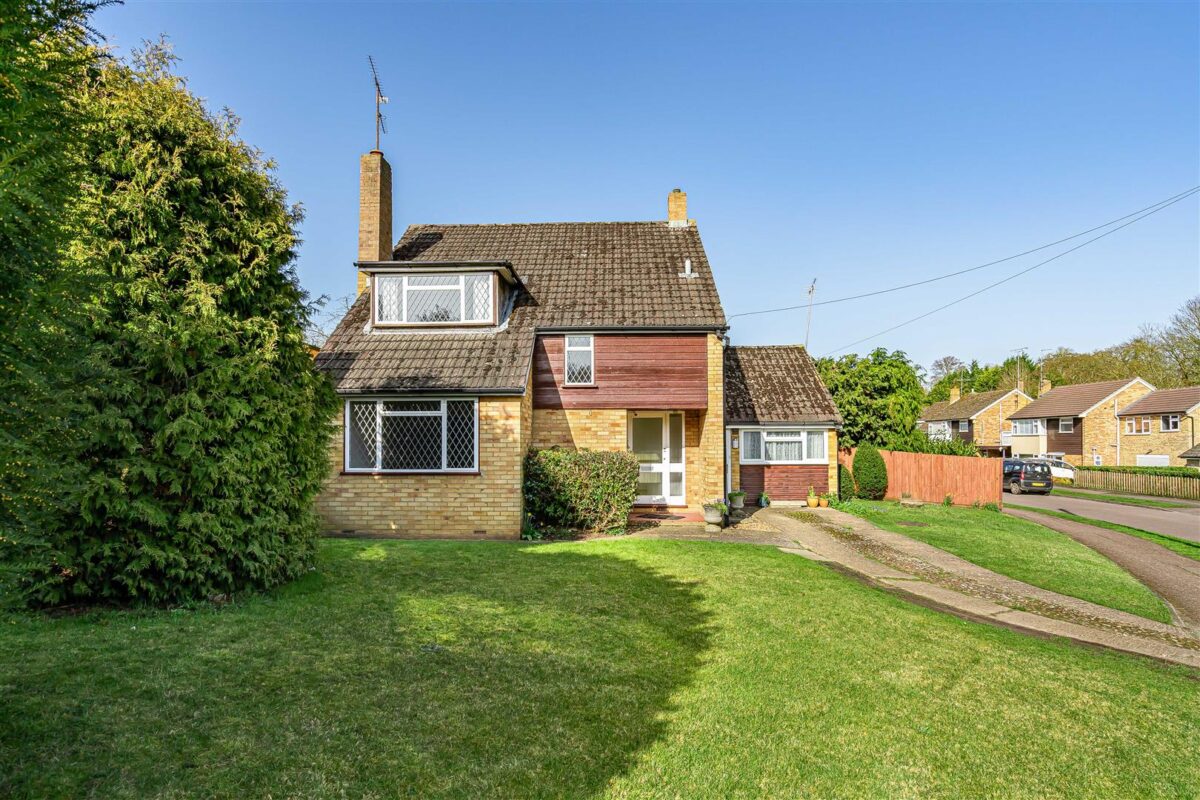 Rivershill, Watton At Stone, SG14