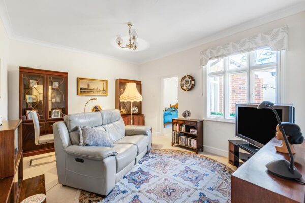 Widbury Hill, Ware, SG12
