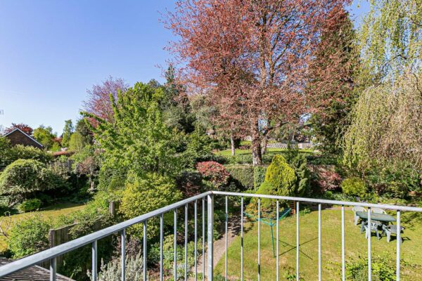 Valley Close, Hertford, SG13