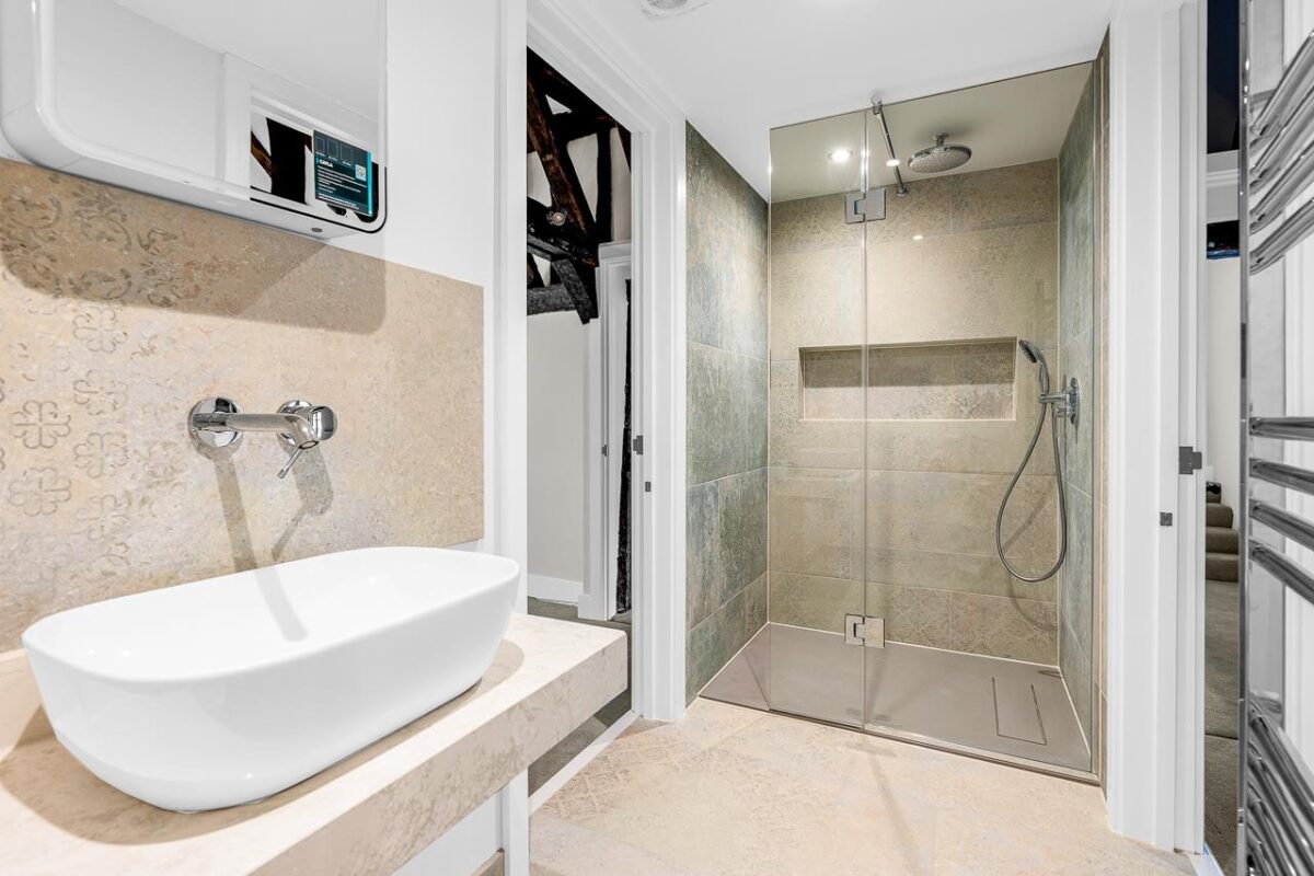 Cowbridge, Hertford, SG14