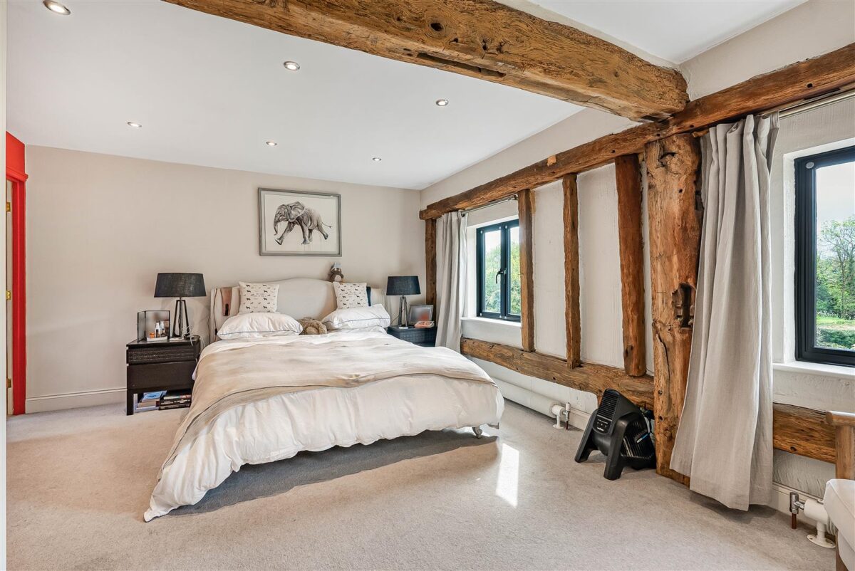 London Road, Hertford, SG13
